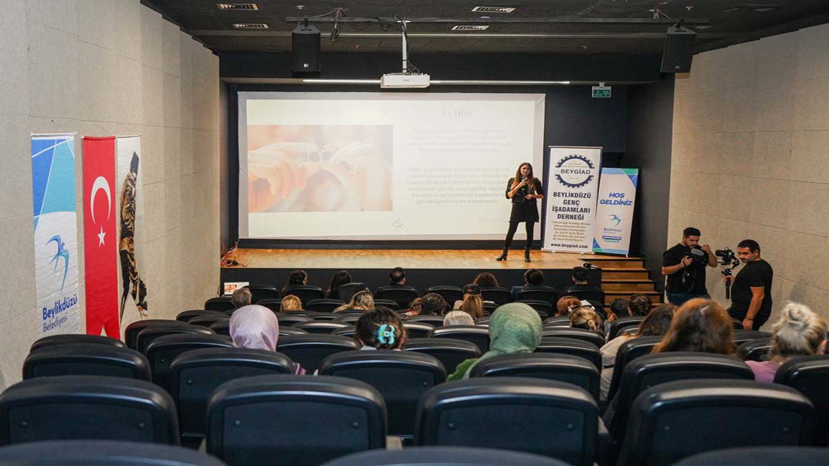 Evlilik Okulu — Açılış Semineri